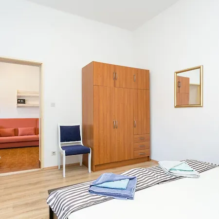 Family Friendly With A Swimming Pool Sumpetar, Omis - 21633 Apartment *