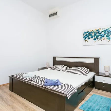Family Friendly With A Swimming Pool Sumpetar, Omis - 21633 Apartment